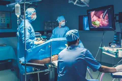 المناظير التشخيصية والجراحة